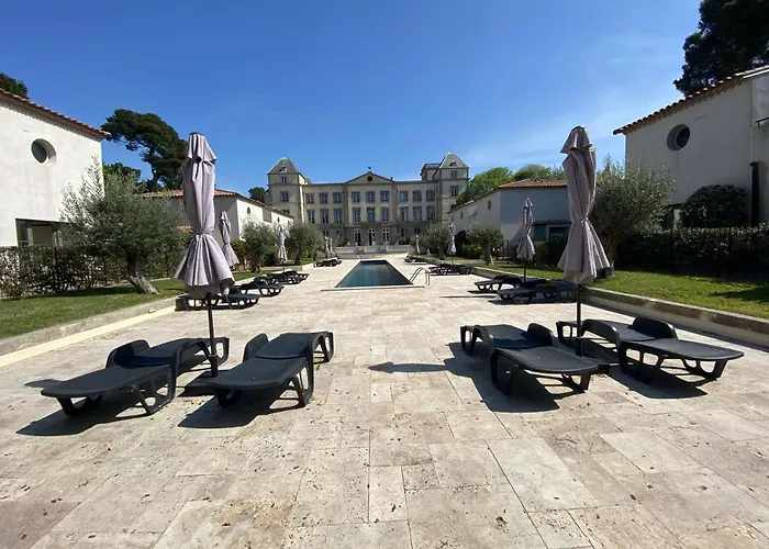 **lovely In The Castle Of La Redorte** * La Redorte